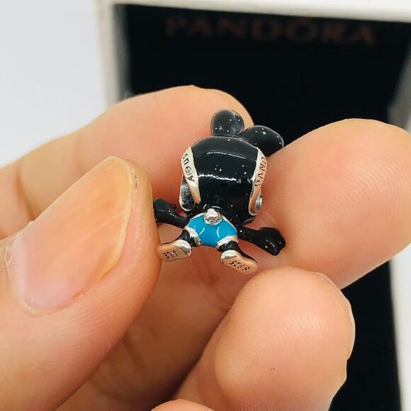 ✨🔥Pandora Disney Oswald The Lucky Rabbit Charm - Picture 2 of 5